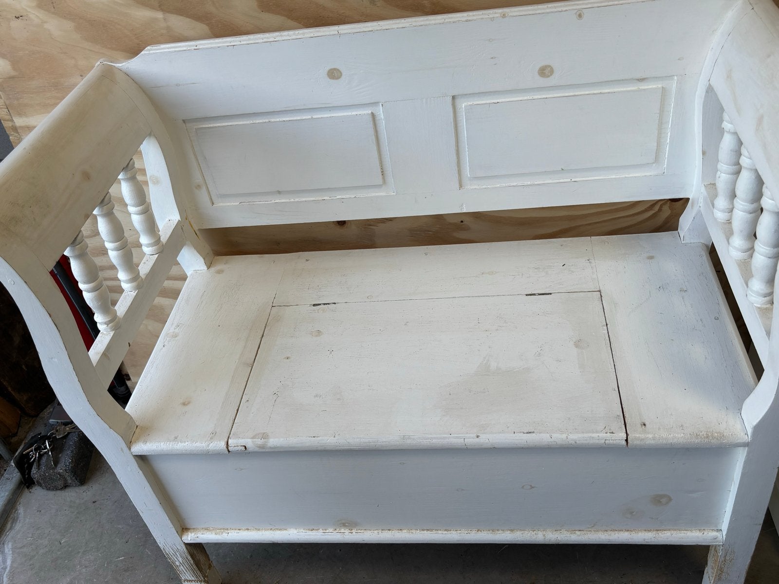 Witte houten bank met opbergruimte, Ophalen