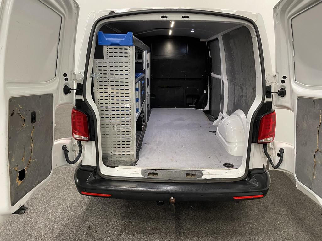 Volkswagen Transporter 2.0 TDI L2H1 Trendline Airco Cruise C, Stof, Gebruikt, Euro 6, Volkswagen
