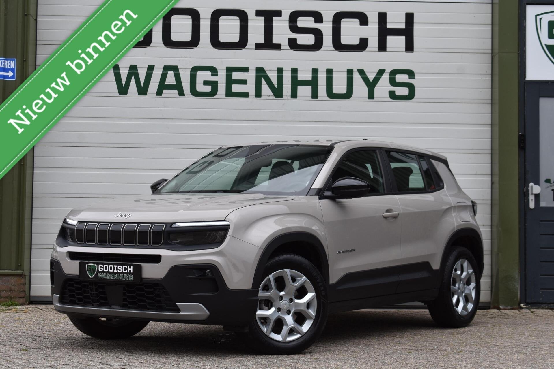 Jeep Avenger 1.2 e-Hybrid Altitude | Carplay | Camera |, Auto's, Stof, Euro 6, 1199 cc, Met garantie (alle)