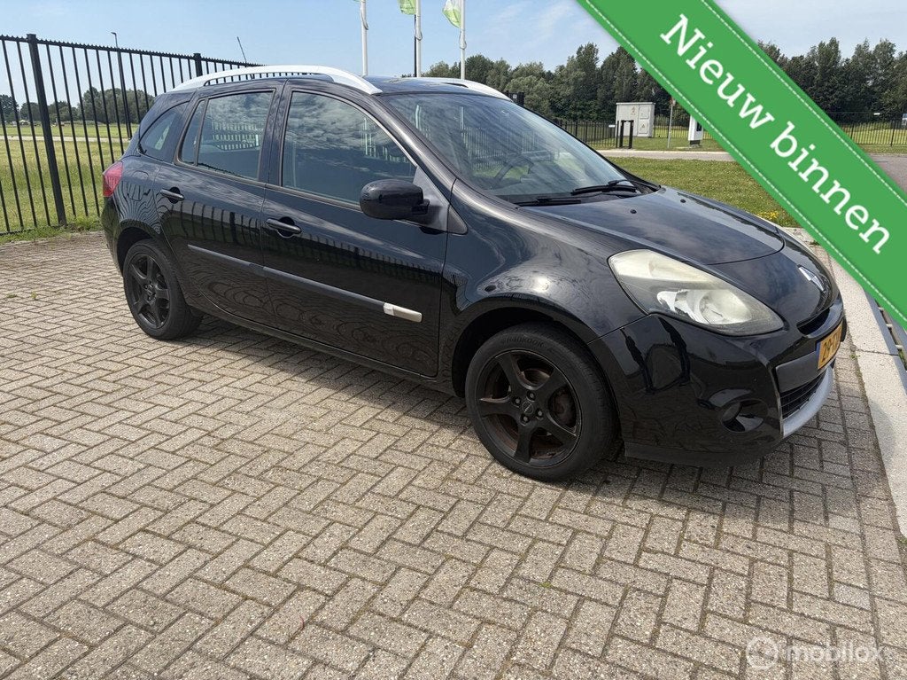 Renault Clio Estate 1.5 dCi Collection, Auto's, Voorwielaandrijving, Euro 5, Gebruikt, 4 cilinders