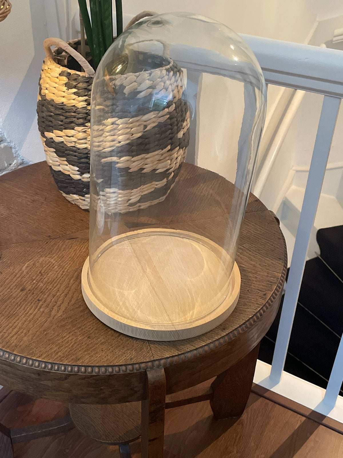 Glazen stolp met houten plateau, Glas, Ophalen of Verzenden, Zo goed als nieuw, Met plateau