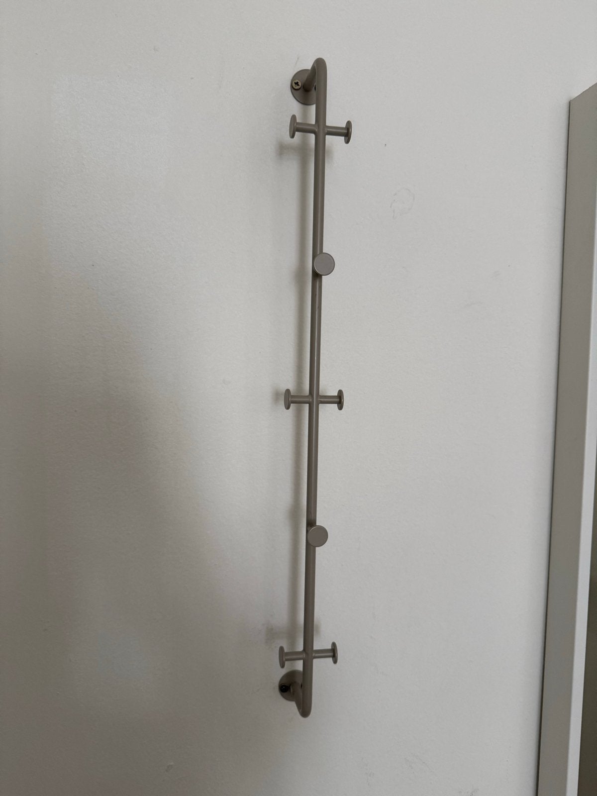 Metalen wandkapstok met 6 haken, Gebruikt, 100 tot 150 cm, Metaal, Ophalen