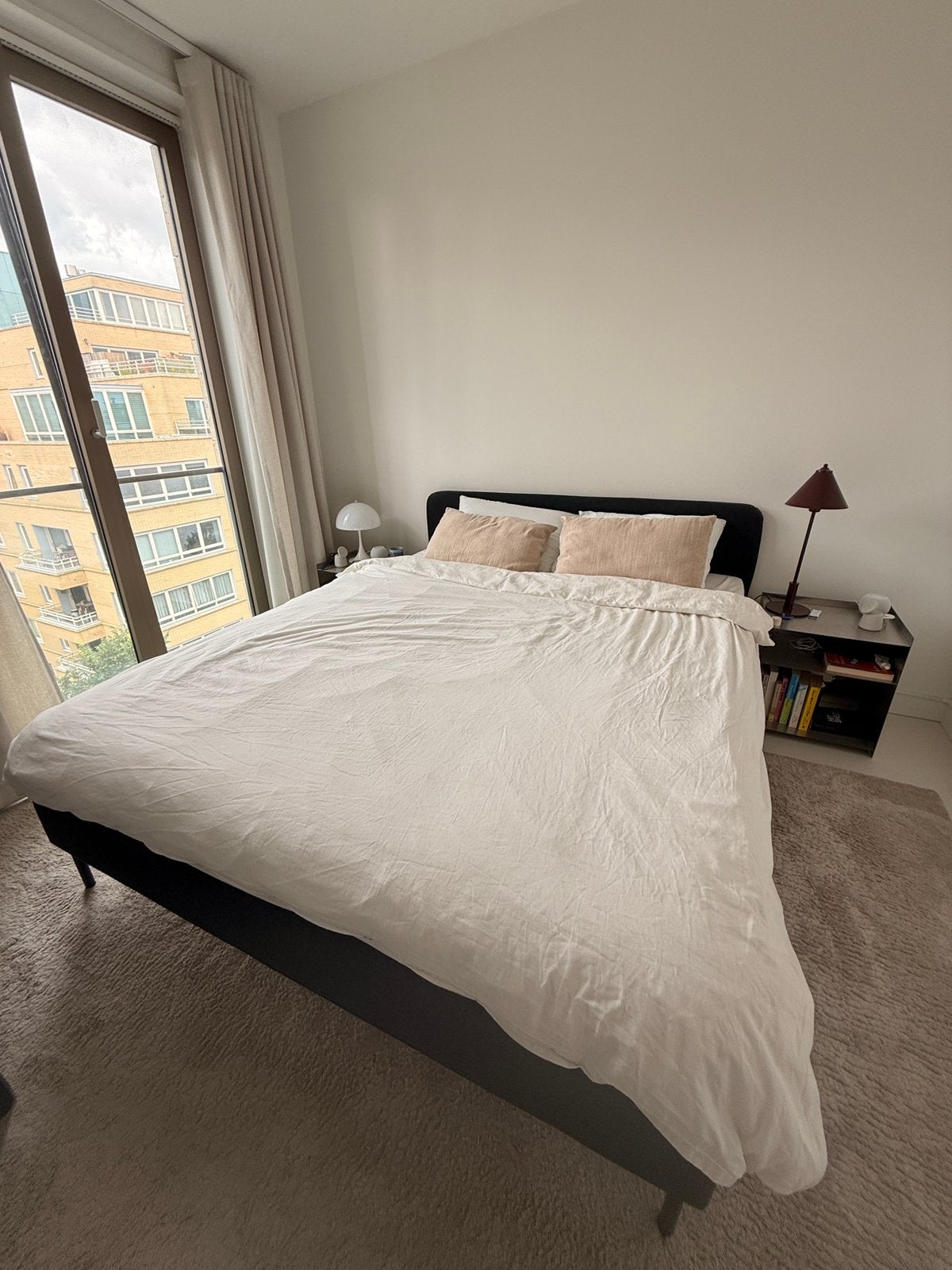 Volledig bed 160x200 incl. alles!, Huis en Inrichting, Slaapkamer | Bedden, Ophalen, Mid century modern, Tweepersoons, Zo goed als nieuw