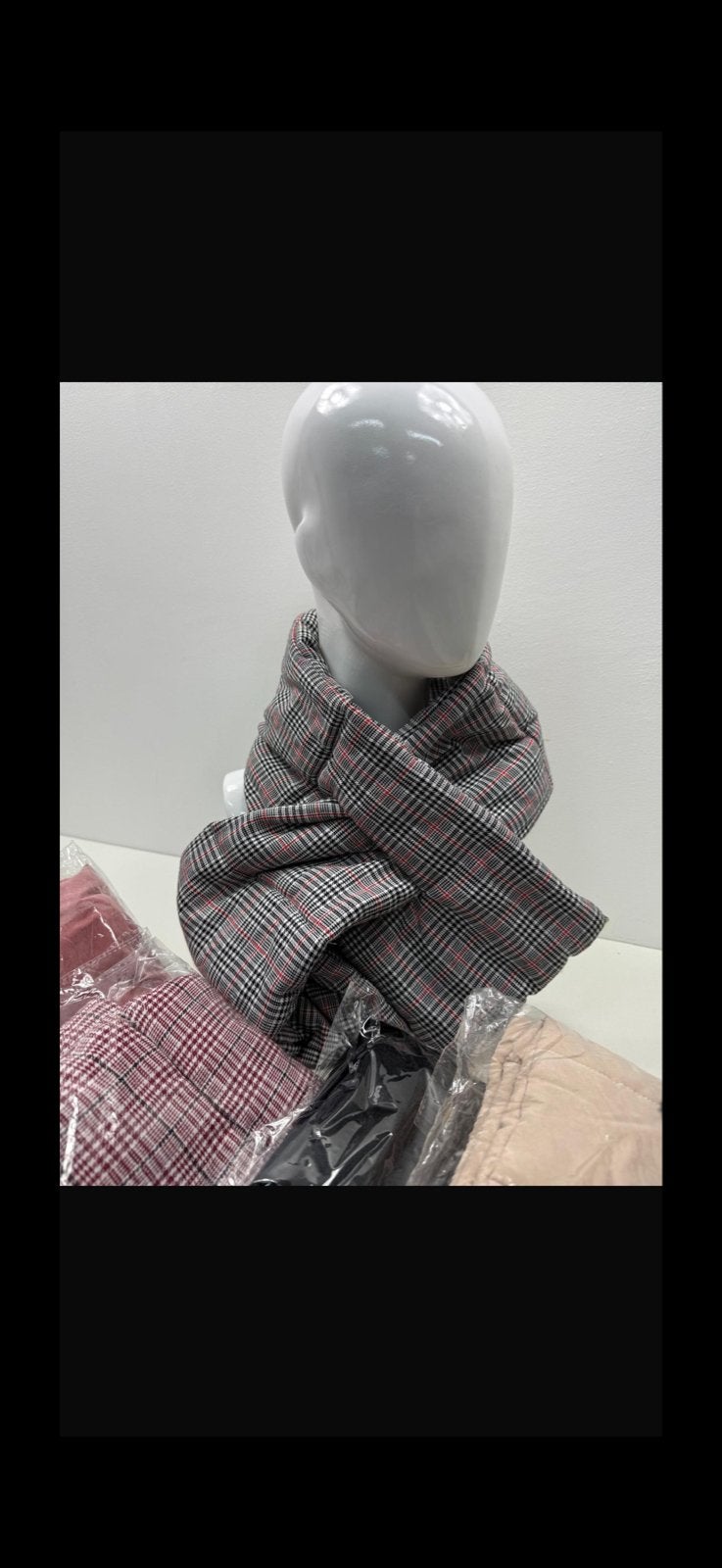 Partij Nieuwe Sjaals in Diverse Kleuren 500 stuks, Ophalen of Verzenden, Nieuw, Maat 38/40 (M), Sjaal