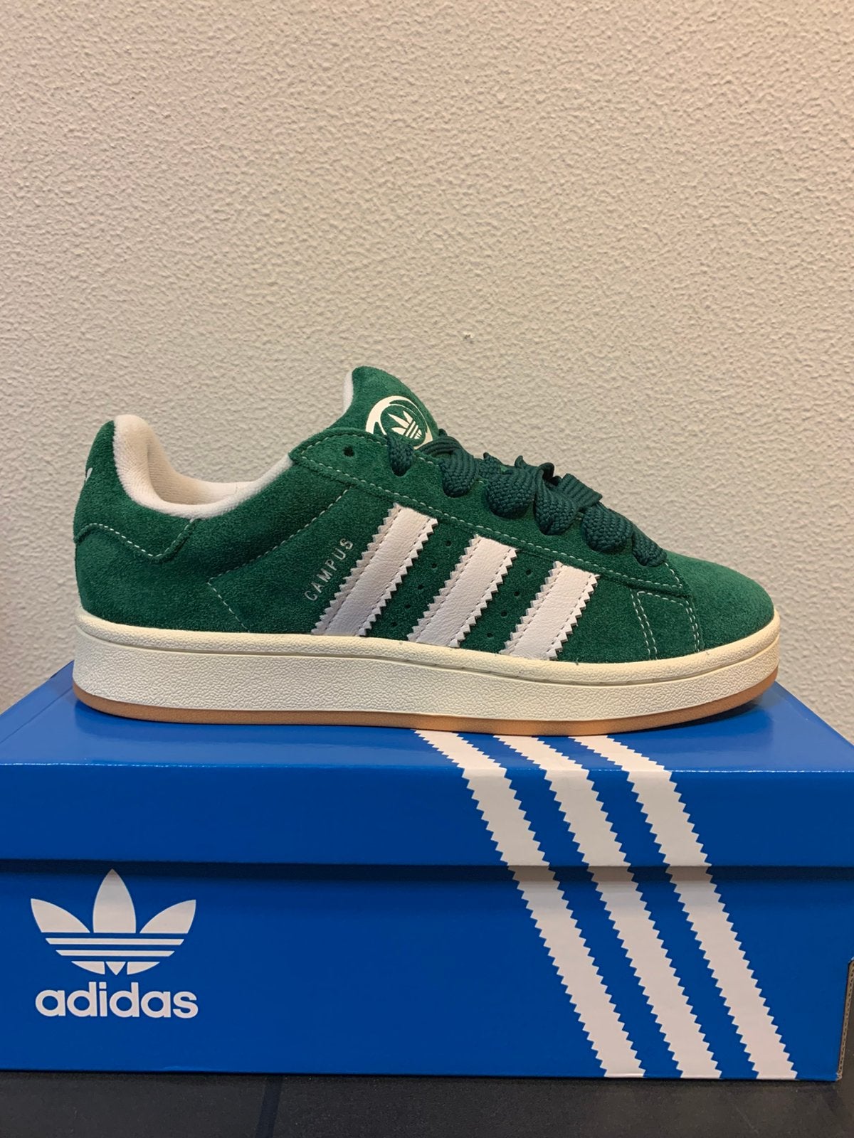 Adidas Campus Dark Green Cloud White | Maat 39 1/3 | Nieuw, Adidas, Nieuw, Ophalen of Verzenden, Groen
