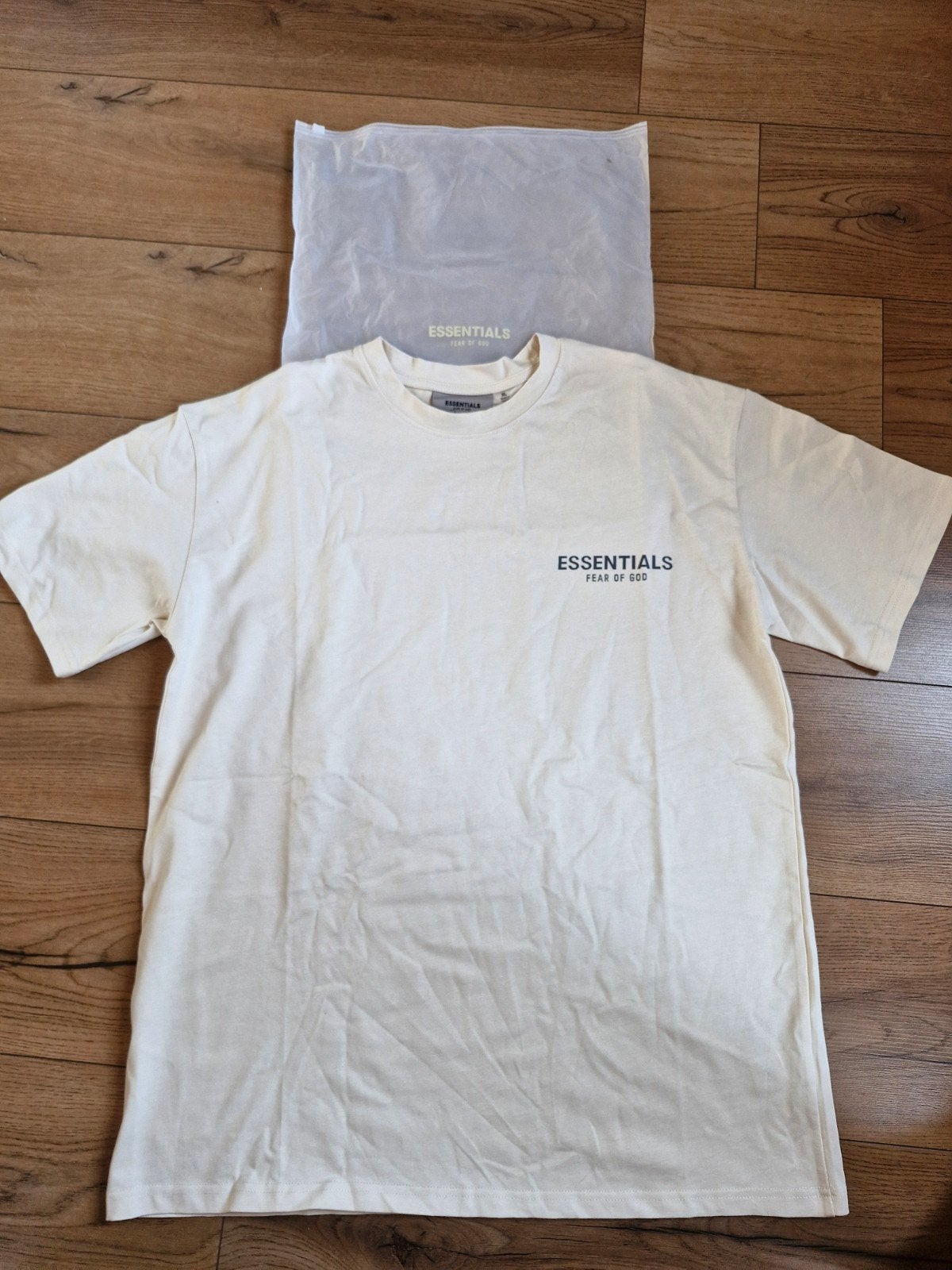 Essentials Fear of God set (shirt en short) XL, Ophalen of Verzenden, Nieuw, Maat 56/58 (XL), Beige