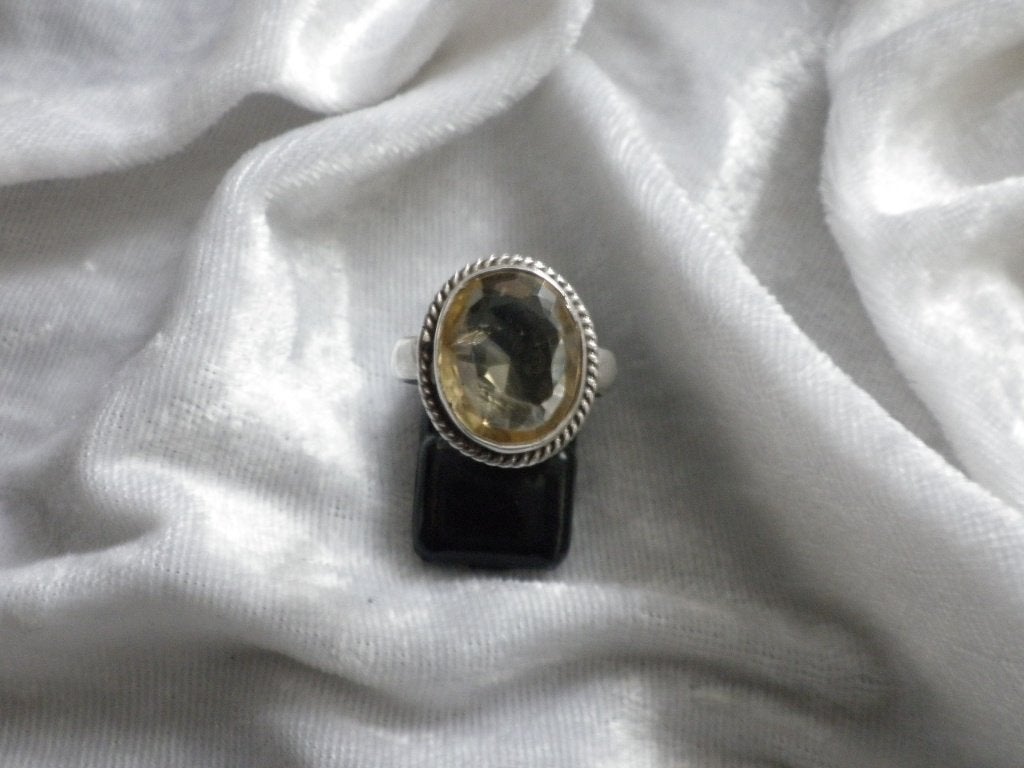 Mooie Zilveren Ring met Citrien aan zijkant Facet Geslepen, Verzenden, Zilver, Ring, Met edelsteen