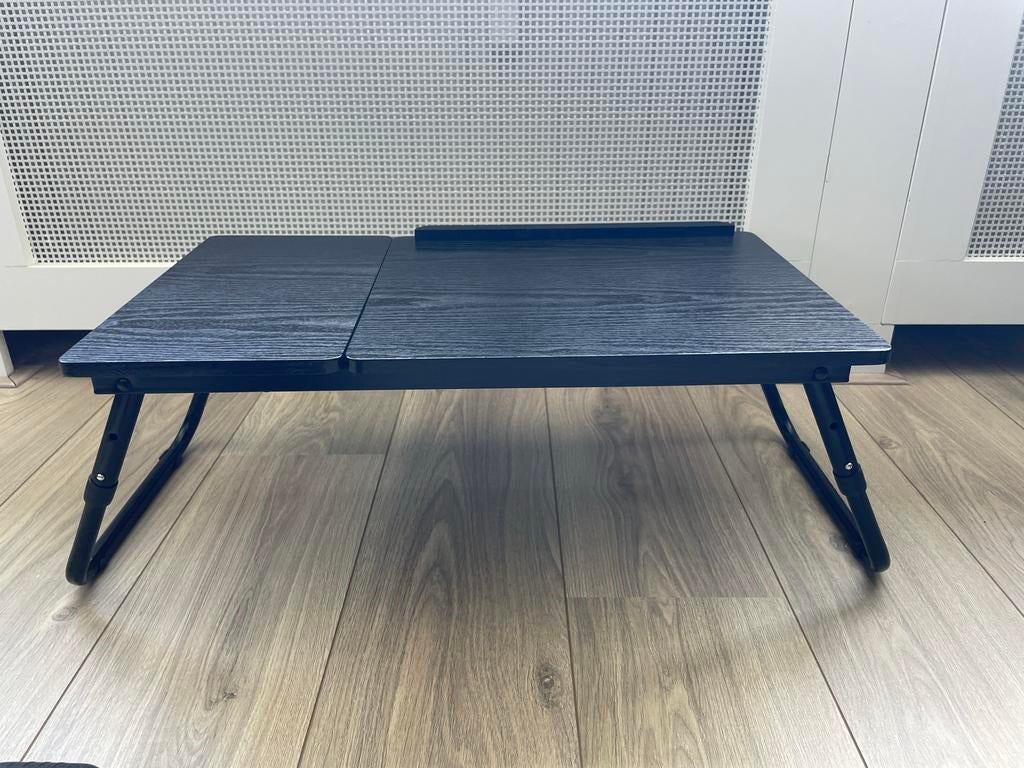 Verstelbaar laptoptafeltje - zwart houtnerf, Ophalen of Verzenden, Zo goed als nieuw, In hoogte verstelbaar