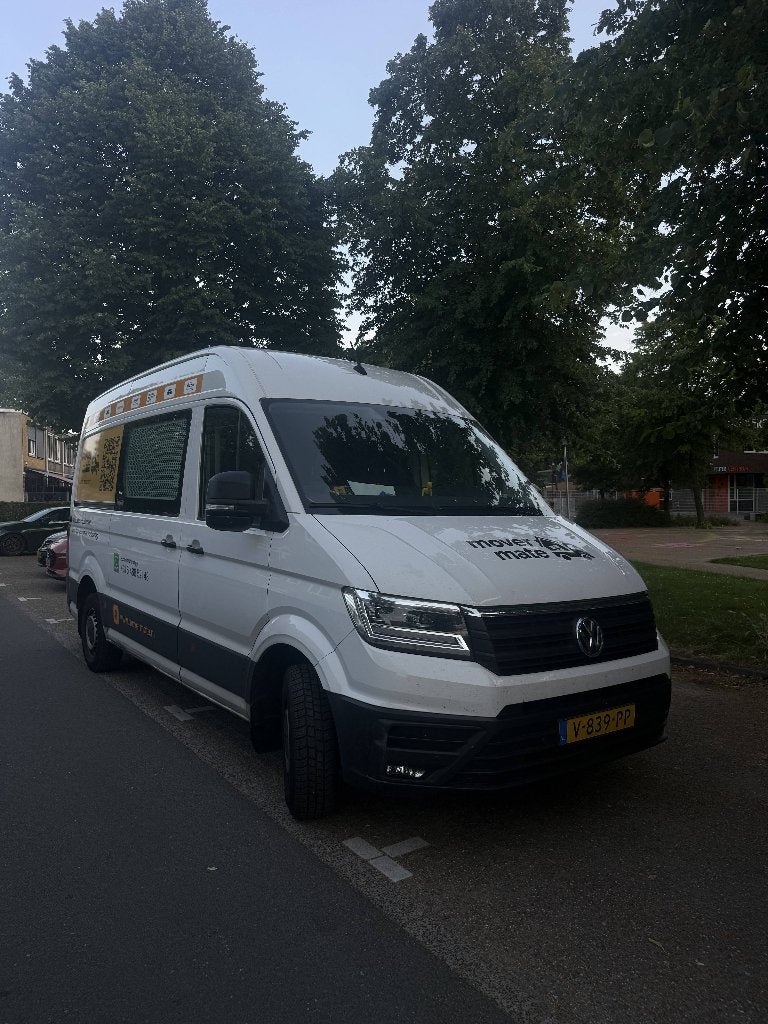 Volkswagen Crafter GB 2.0 TDI 140pk L3h3 364/3500 FWD Aut, Auto's, Bestelauto's, 4 cilinders, Volkswagen, Wit, Origineel Nederlands