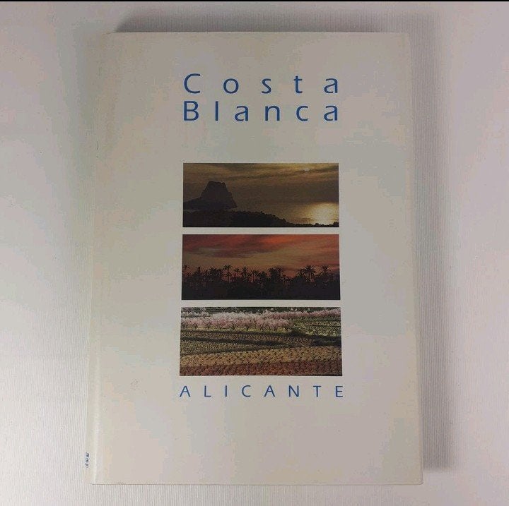 Costa Blanca Alicante Reisgids - Prachtig geïllustreerd, Europa, Ophalen of Verzenden, Reisgids of -boek, Gelezen