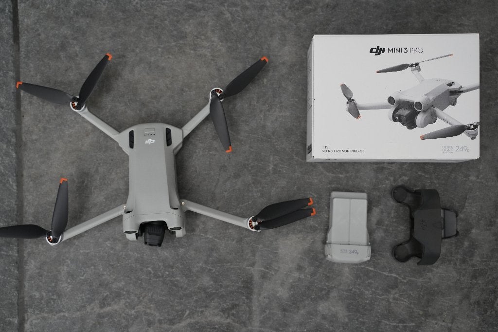 DJI Mini 3 Pro + Batterij, Ophalen of Verzenden, Zo goed als nieuw