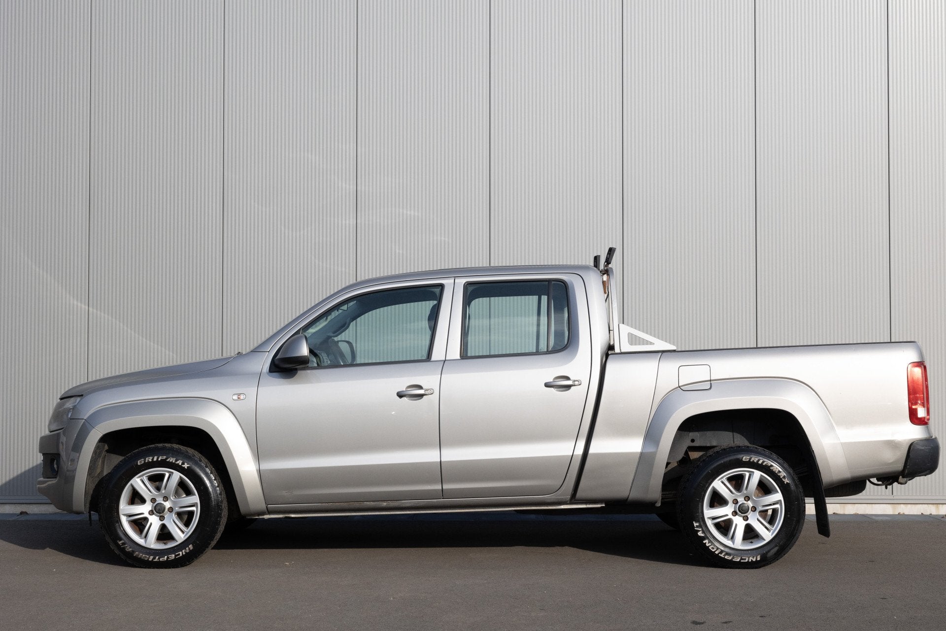 Volkswagen Amarok 2.0 TDI | 4X4 | 5 ZITS | MARGE | NL-AUTO |, 13 km/l, Euro 5, Stof, Zwart