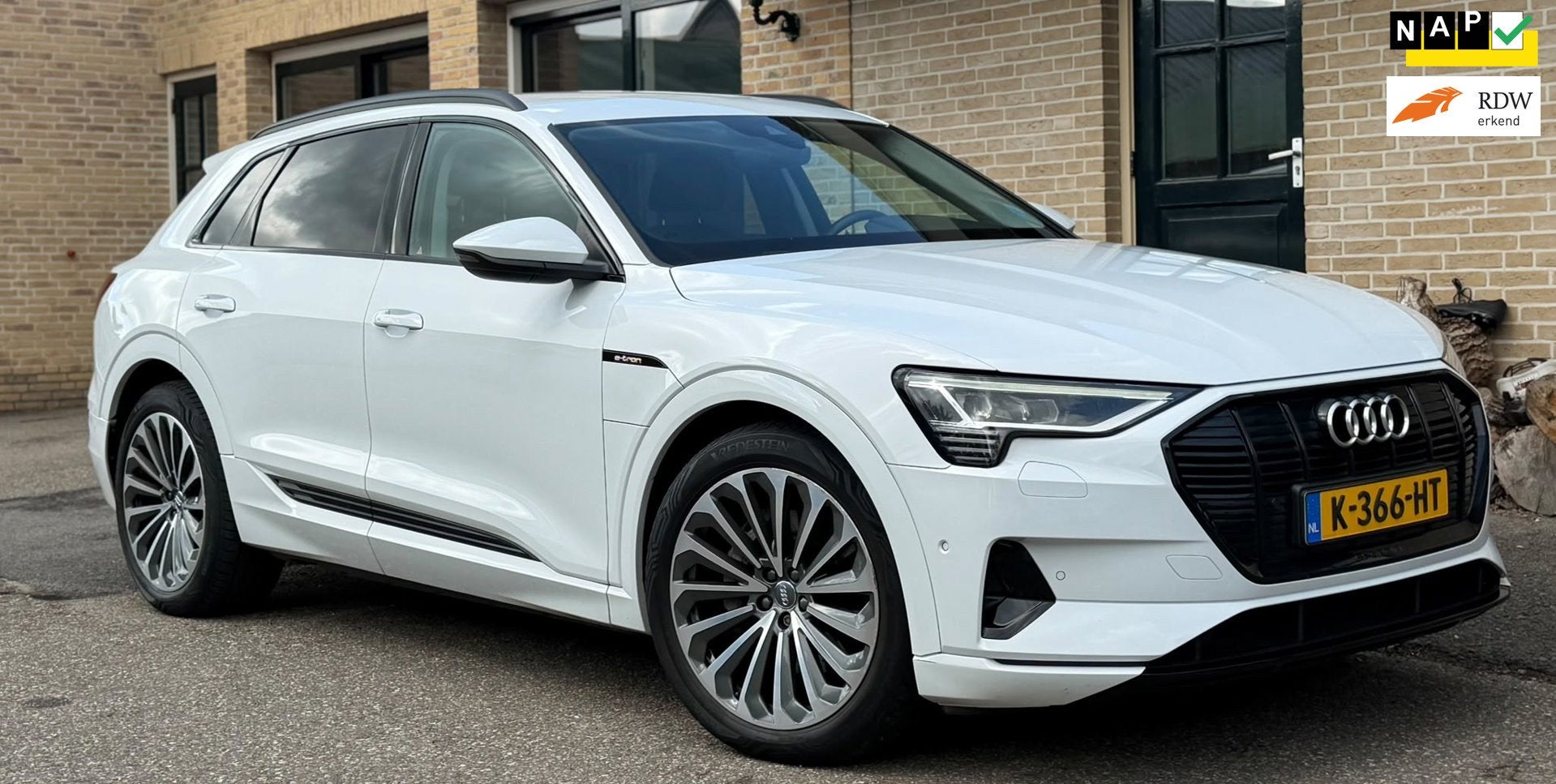 Audi E-tron 50 quattro Business ACC| NAVI|CLIMA|SOH 95%, Auto's, Automaat, Dealer onderhouden, Stof, 71 kWh