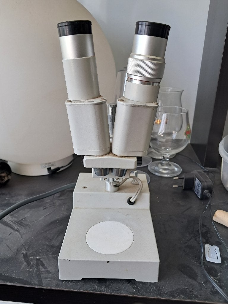 Aangeboden  Euromex microscoop,voor mineralen en stenen, Ophalen, Zo goed als nieuw, Minder dan 400x, Biologische microscoop