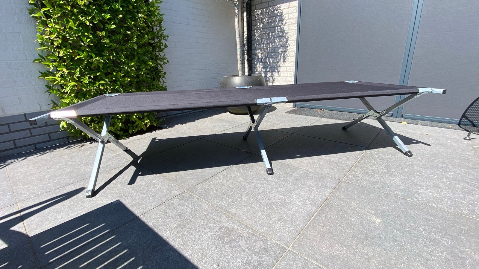 Nieuw XXL Veldbed / Logeerbed, Ophalen of Verzenden, Zo goed als nieuw