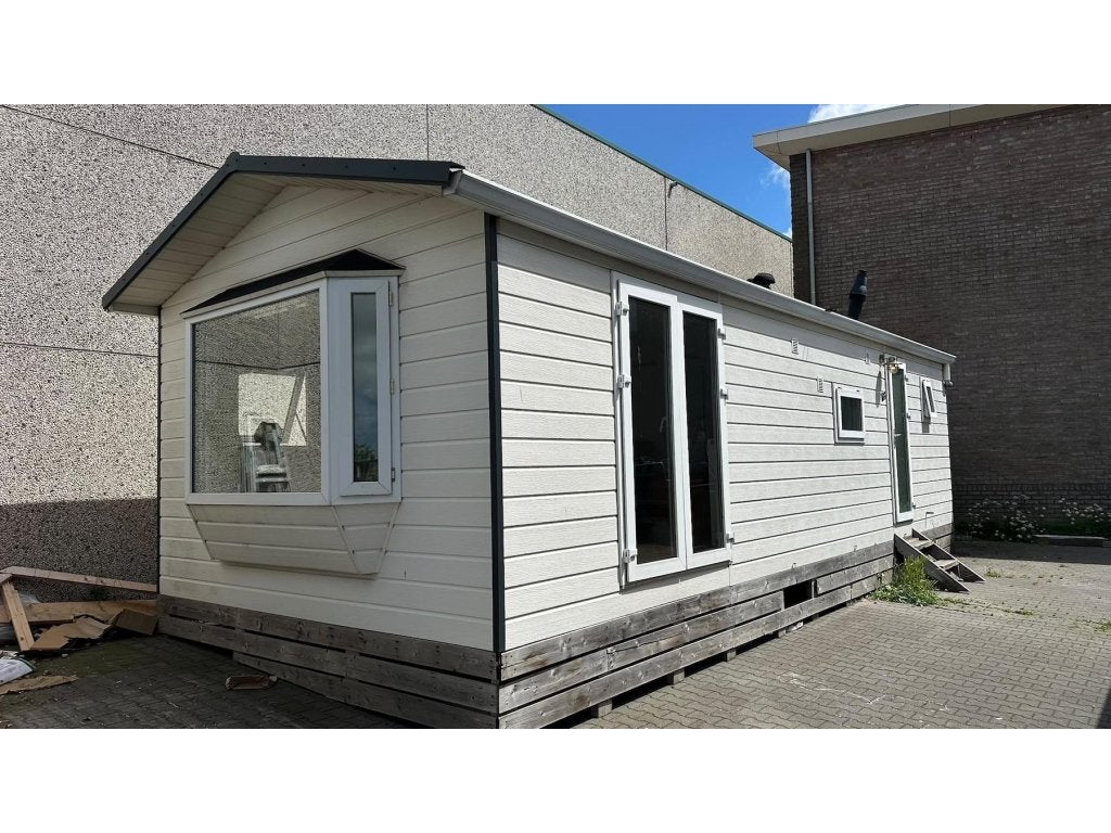 Chalet (10.0 x 4.1m) te koop zonder staanplaats N-H R#52R, Tot en met 2