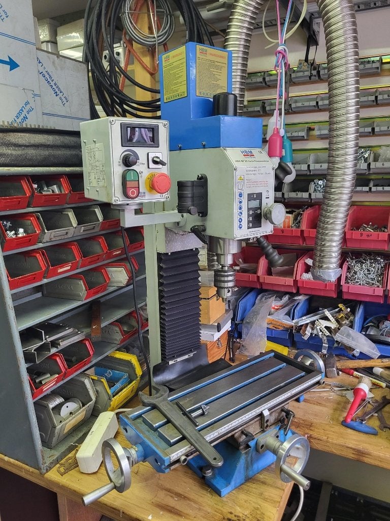 Metaalfreesmachine HBM BF25 Vario, Ophalen, Gebruikt, Overige soorten, HBM Machines