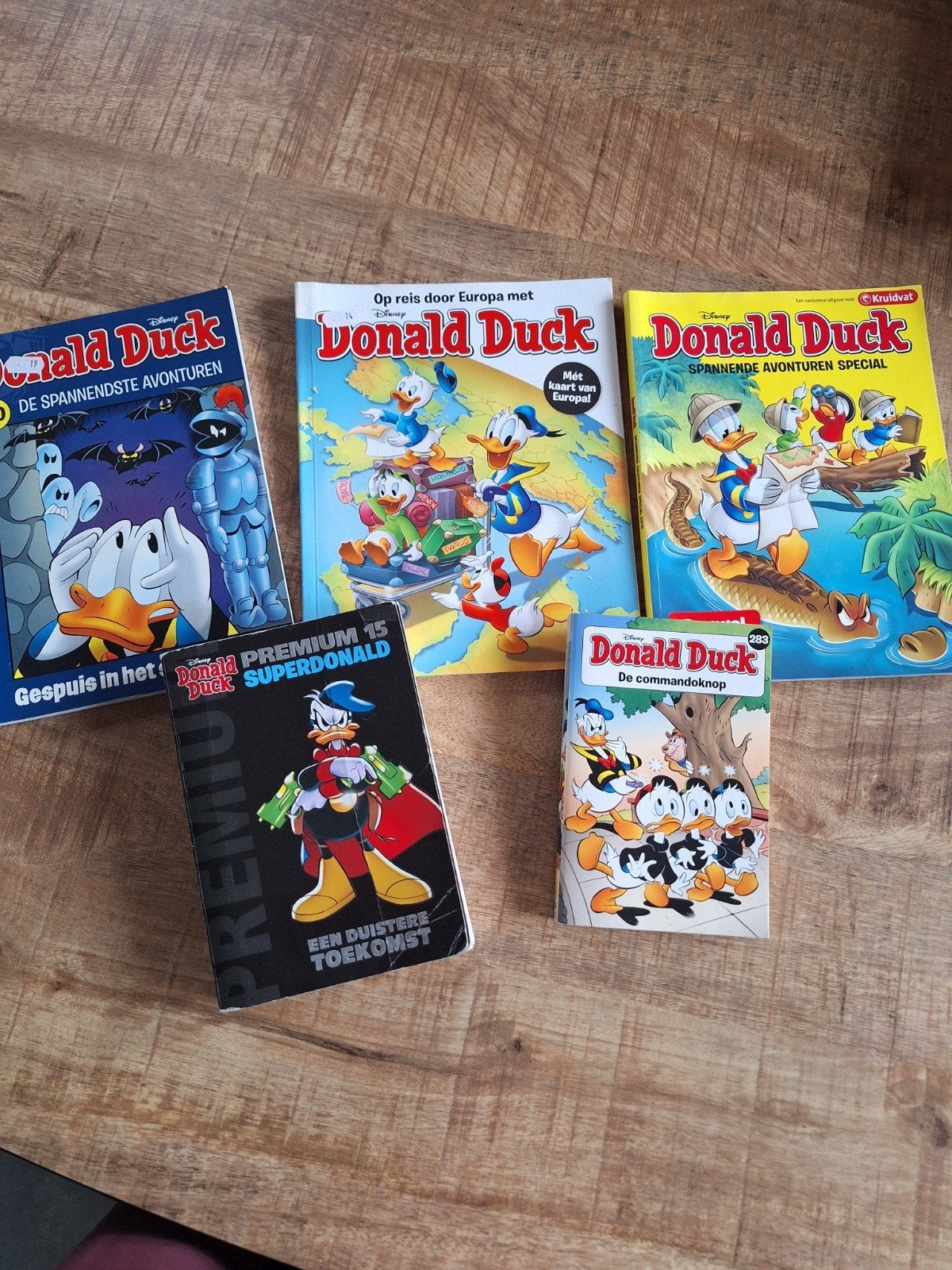 Donald Duck stripboeken - 5 stuks, gebruikt, Meerdere stripboeken, Ophalen of Verzenden, Gelezen