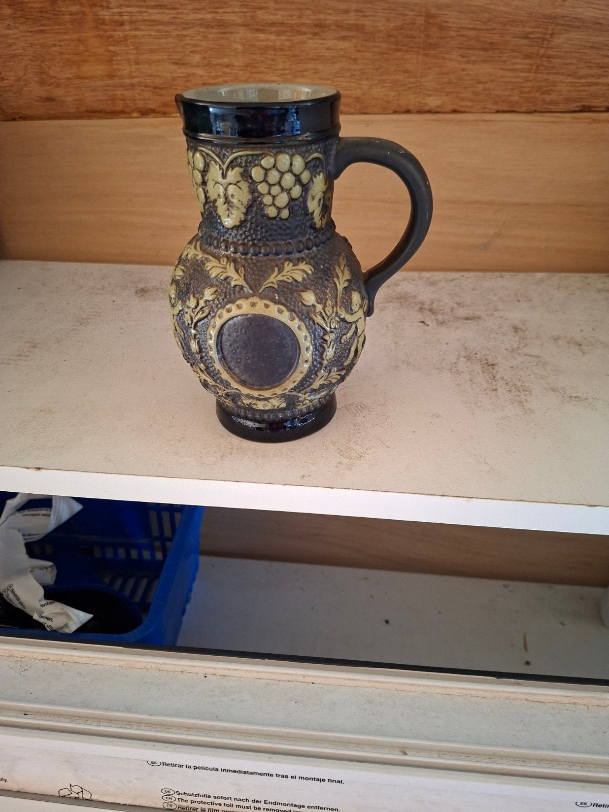 Vintage Aardewerken Kruik met Druivenmotief, Antiek en Kunst, Ophalen of Verzenden