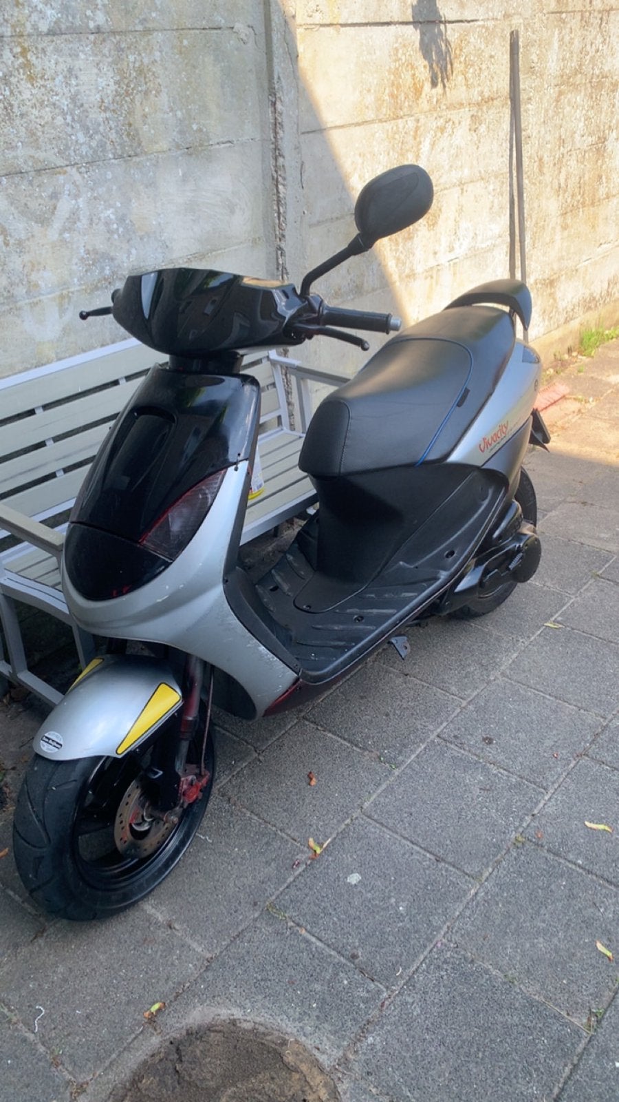 Vivacity 50cc 2takt (TERUIL TEGEN VESPA LX), Fietsen en Brommers, Scooters | Piaggio, Ophalen, Zo goed als nieuw, Tweetakt, Overige modellen