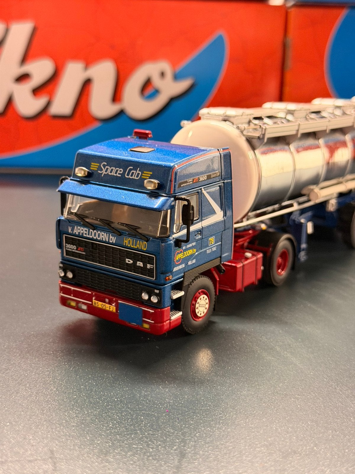 WSI DAF 3600 V. Appeldoorn 1:50, Ophalen of Verzenden, Nieuw, Bus of Vrachtwagen, Wsi