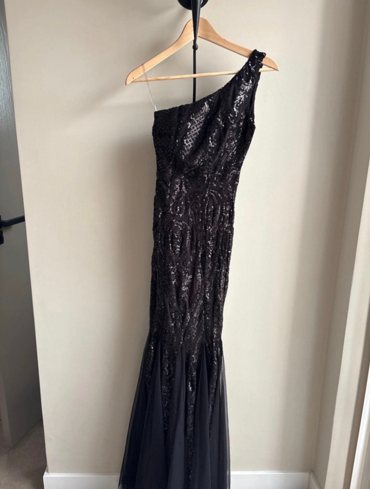 Prachtige zwarte glitter galajurk Kalinnu maat S, Kleding | Dames, Gelegenheidskleding, Galajurk, Zwart, Ophalen of Verzenden