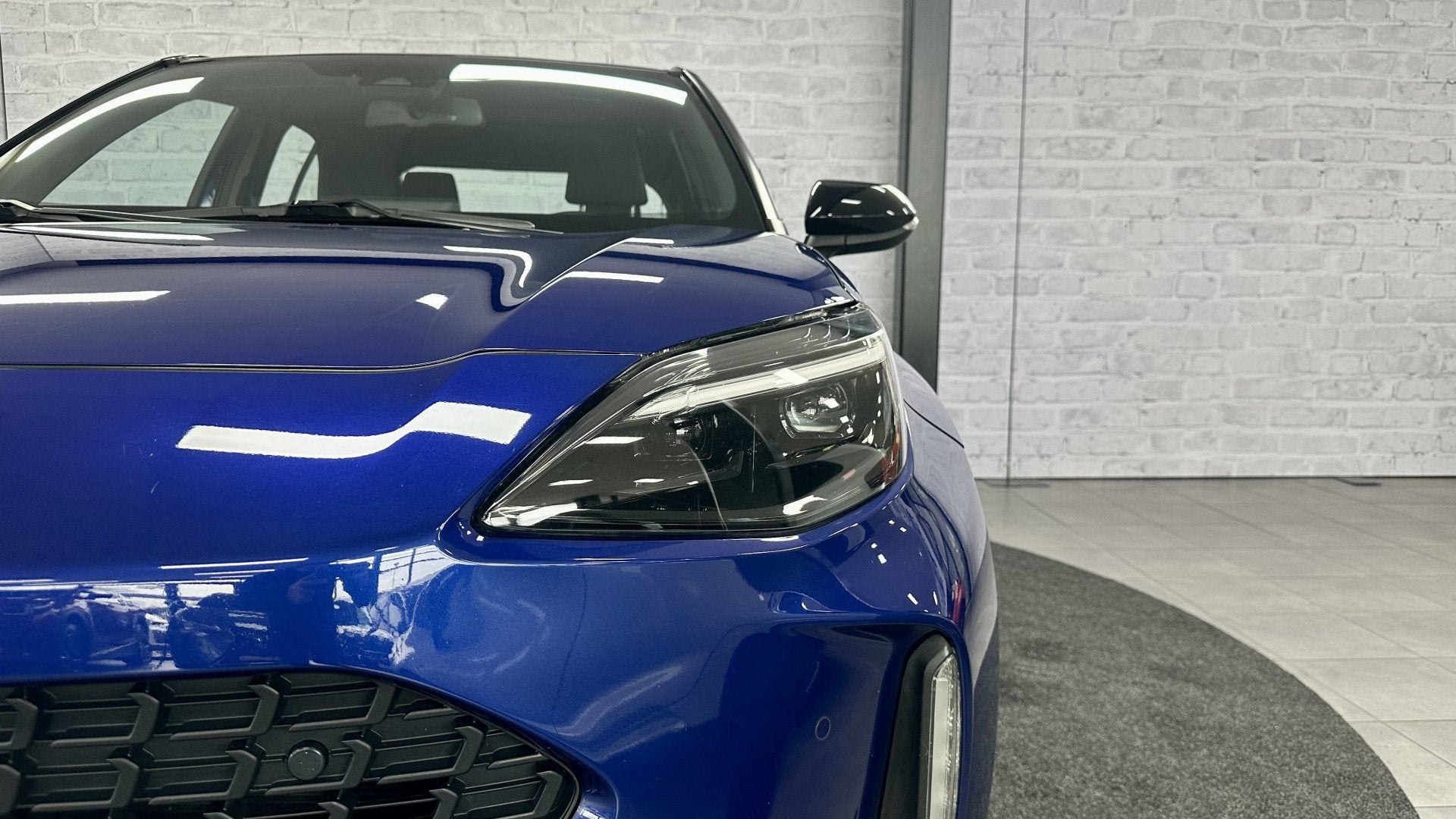 Toyota Yaris Cross 1.5 Hybrid First Edition / Stoel/stuurver, Stof, Gebruikt, Blauw, 116 pk