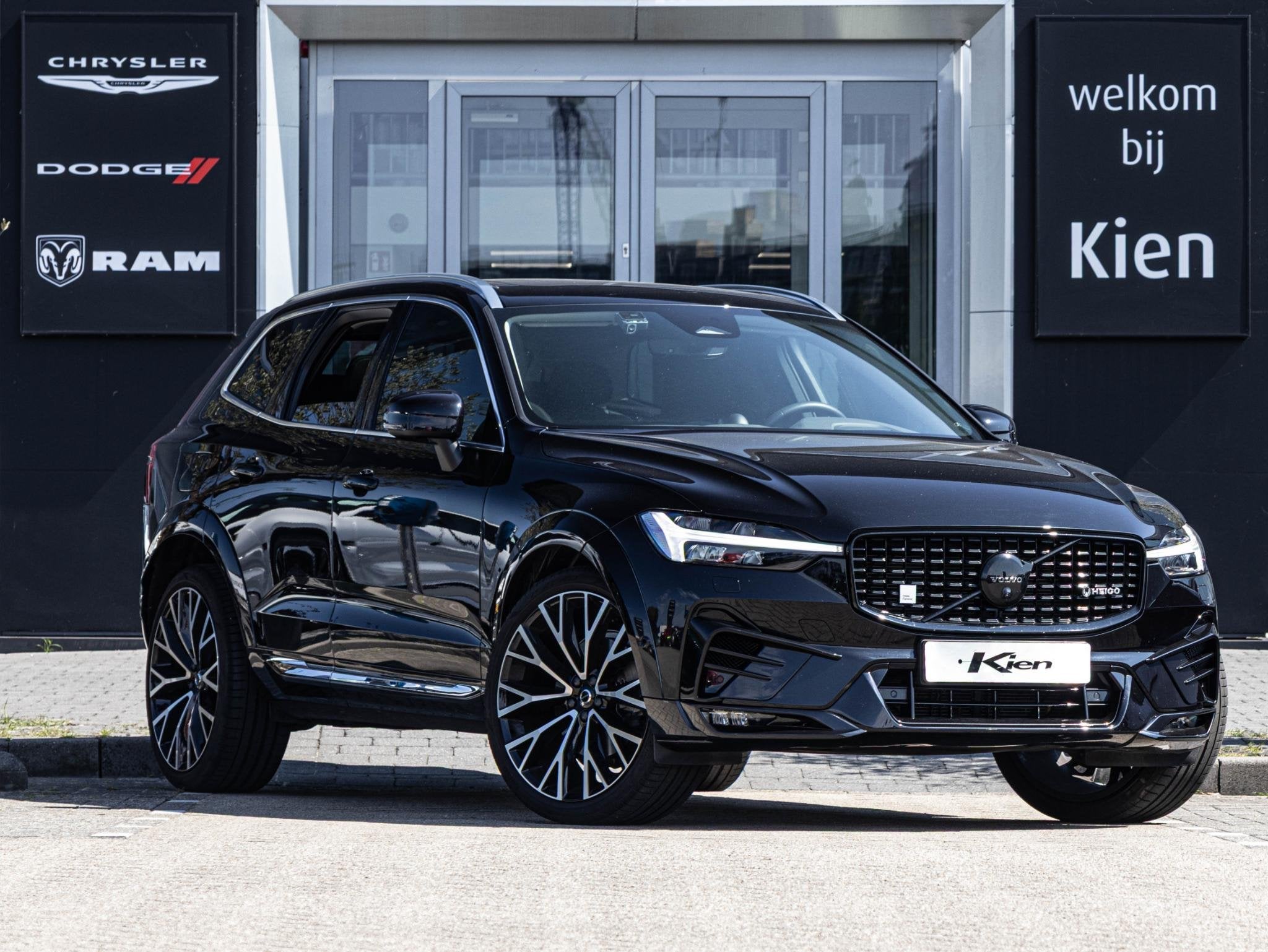 Volvo XC60 B5 Ultimate Bright | Heico Sportiv | Uitlaatsyste, Auto's, Volvo, Lichtsensor, Gebruikt, Euro 6, 4 cilinders