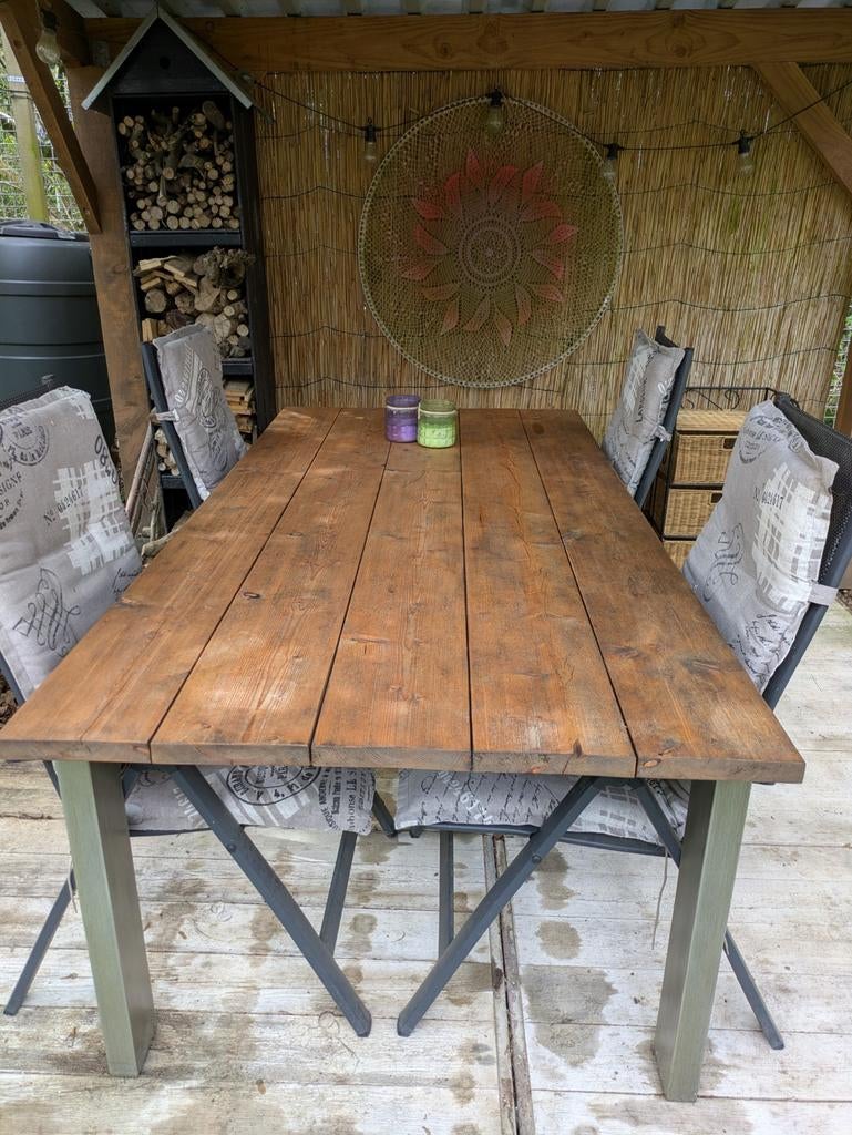 Houten tuintafel met metalen onderstel (eventueel + stoelen), Tuin en Terras, Tuintafels, Gebruikt, Rechthoekig, Hout, Ophalen