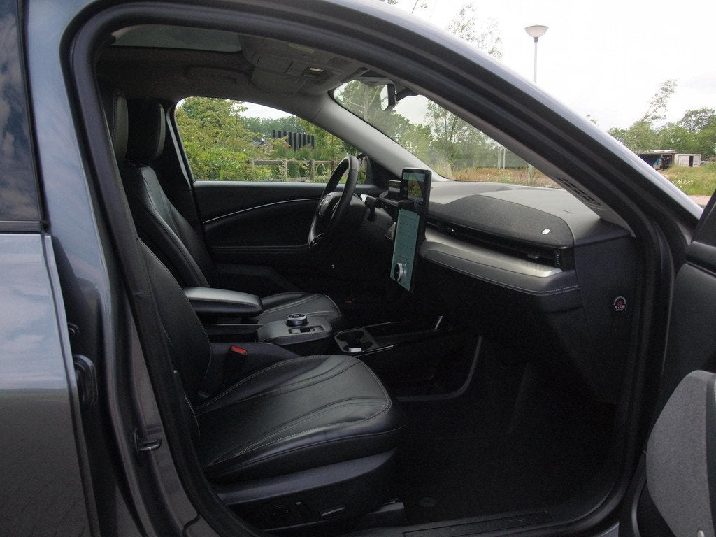 Ford Mustang Mach-E Extended RWD 98 kWh | Panoramadak | Bang, Auto's, Ford, Gebruikt, 750 kg, 600 km, 570 min