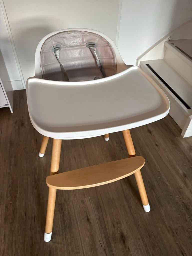 Qute kinderstoel met afneembaar blad, Kinderen en Baby's, Ophalen, Gebruikt, Overige typen, Afneembaar eetblad