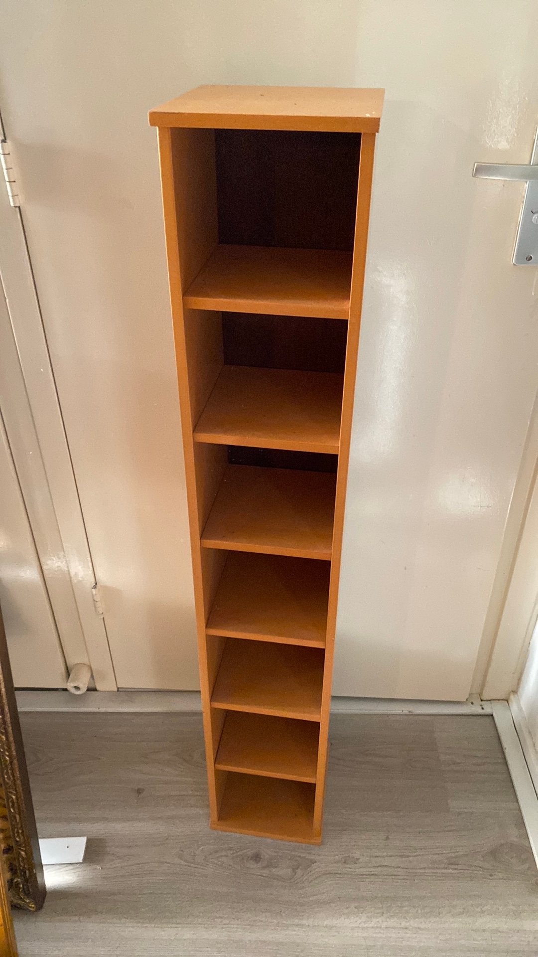 Kast, Ophalen, 75 tot 150 discs, Zo goed als nieuw, Cd's