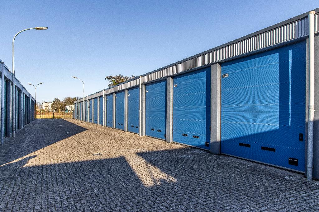 TE HUUR garagebox Reeweg-Zuid Dordrecht, Auto diversen, Autostallingen en Garages