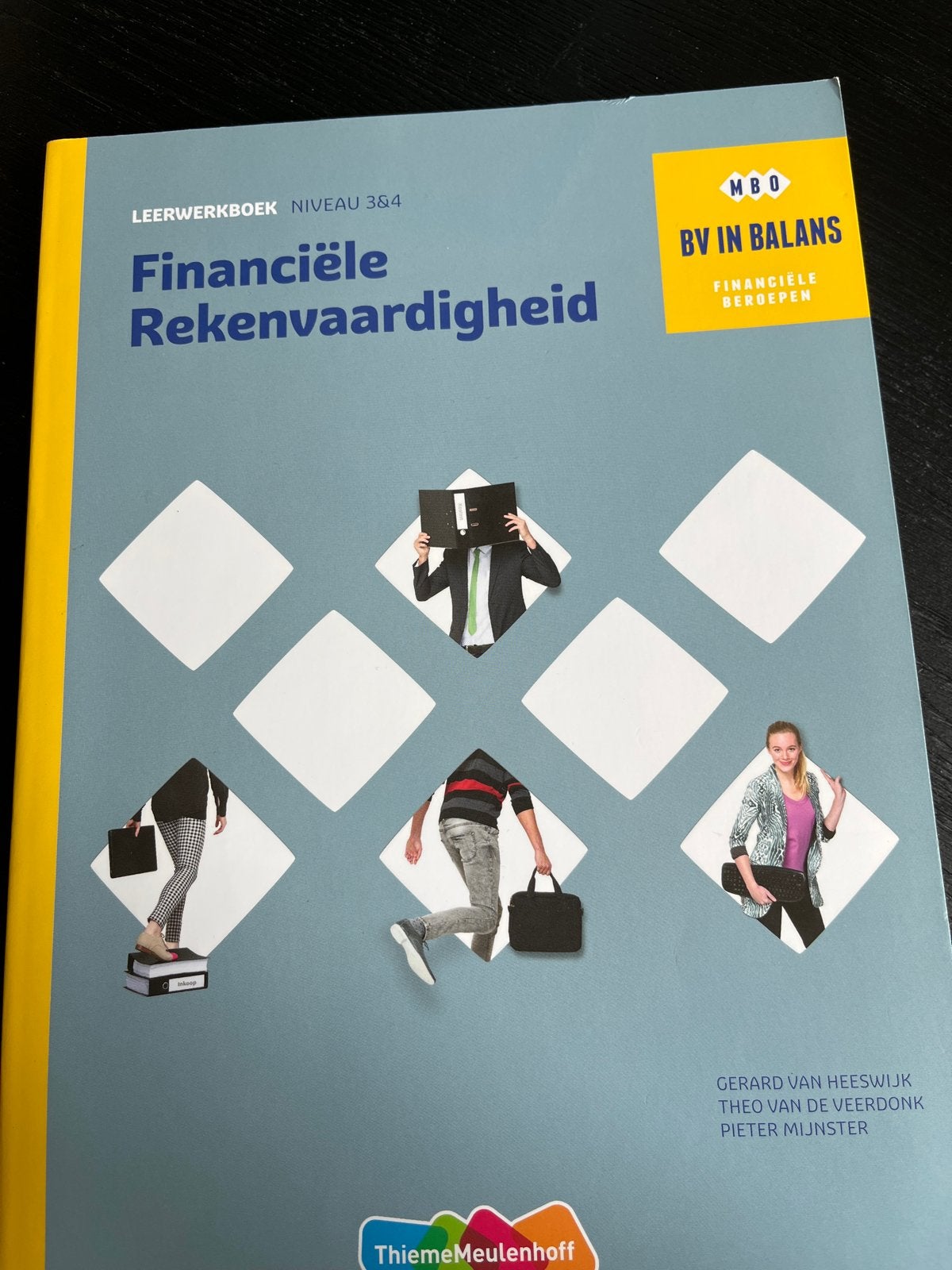 Leerwerkboek Financiële Rekenvaardigheid MBO Niveau 3&4, Ophalen of Verzenden, Gamma, Zo goed als nieuw, MBO