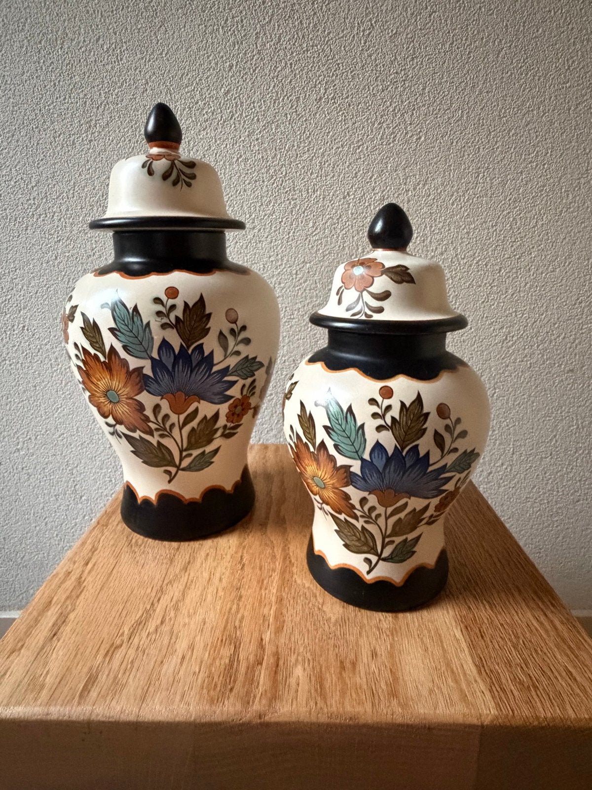 Set van 2 Vintage Gemberpotten met Bloemmotief, Ophalen