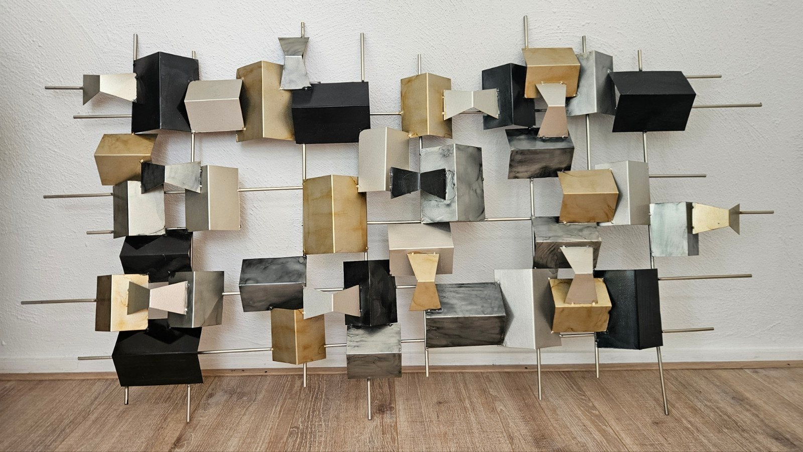 metalen wand decoratie 140 x 74 cm, Antiek en Kunst, Ophalen, Meerkleurig, Metaal, 74 cm