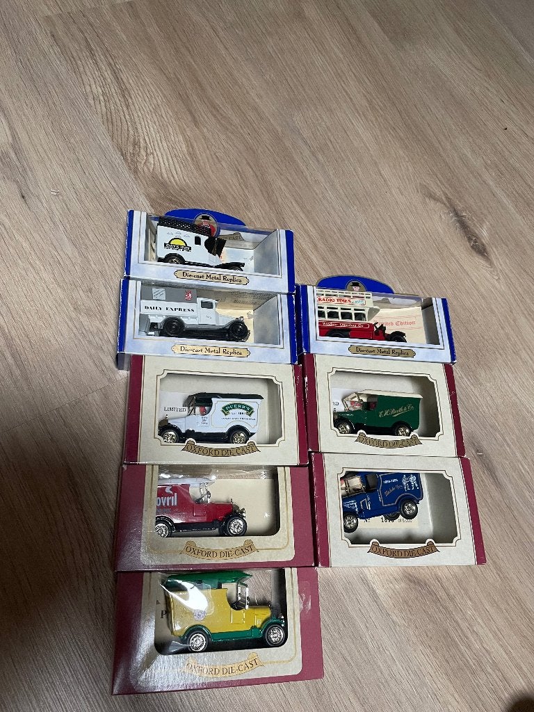 8 modelauto's: Lledo Days Gone & Oxford Diecast, Hobby en Vrije tijd, Ophalen of Verzenden, Nieuw, Auto, Overige merken