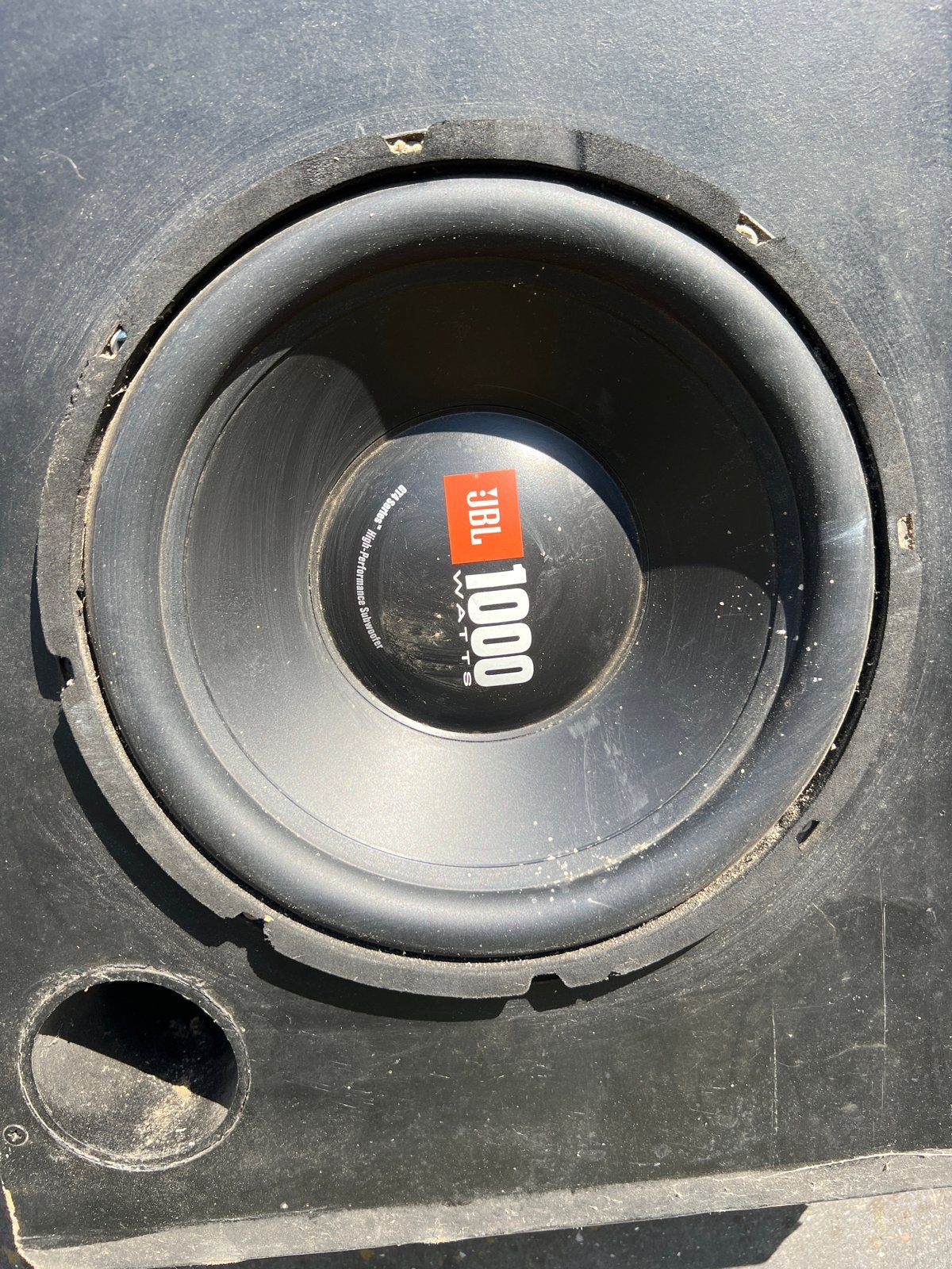 JBL 1000 Watt Subwoofer - Krachtige bas voor uw auto, Gebruikt, Inclusief kabels, Ophalen, 150 watt of meer