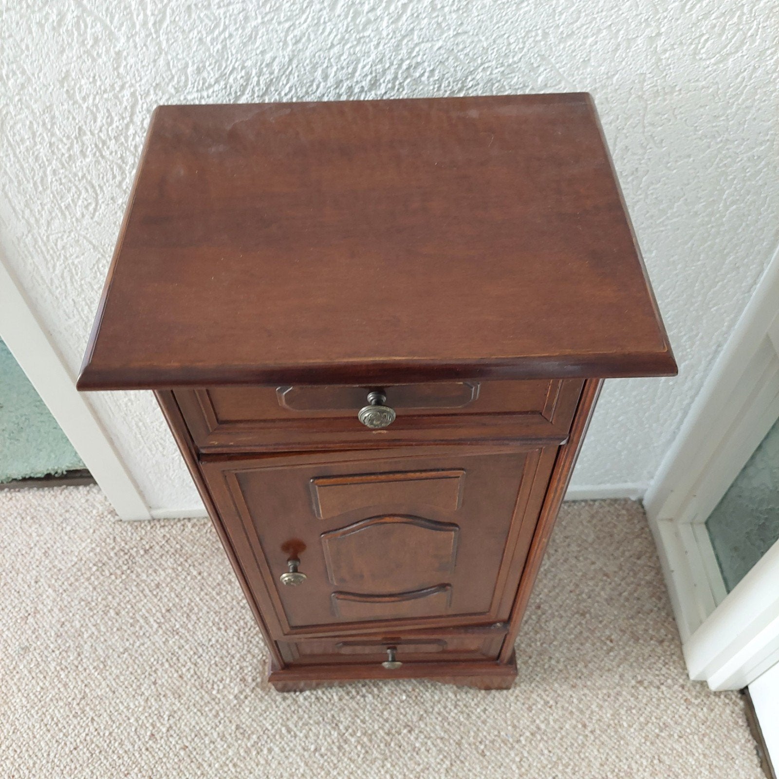 vintage klassiek kastje gangkastje of nachtkastje, Ophalen