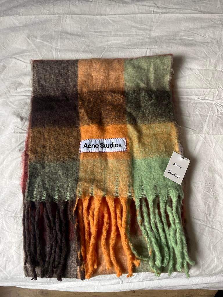Acne Studios Geruite Sjaal - Nieuw met labels, Ophalen of Verzenden, Nieuw, Sjaal