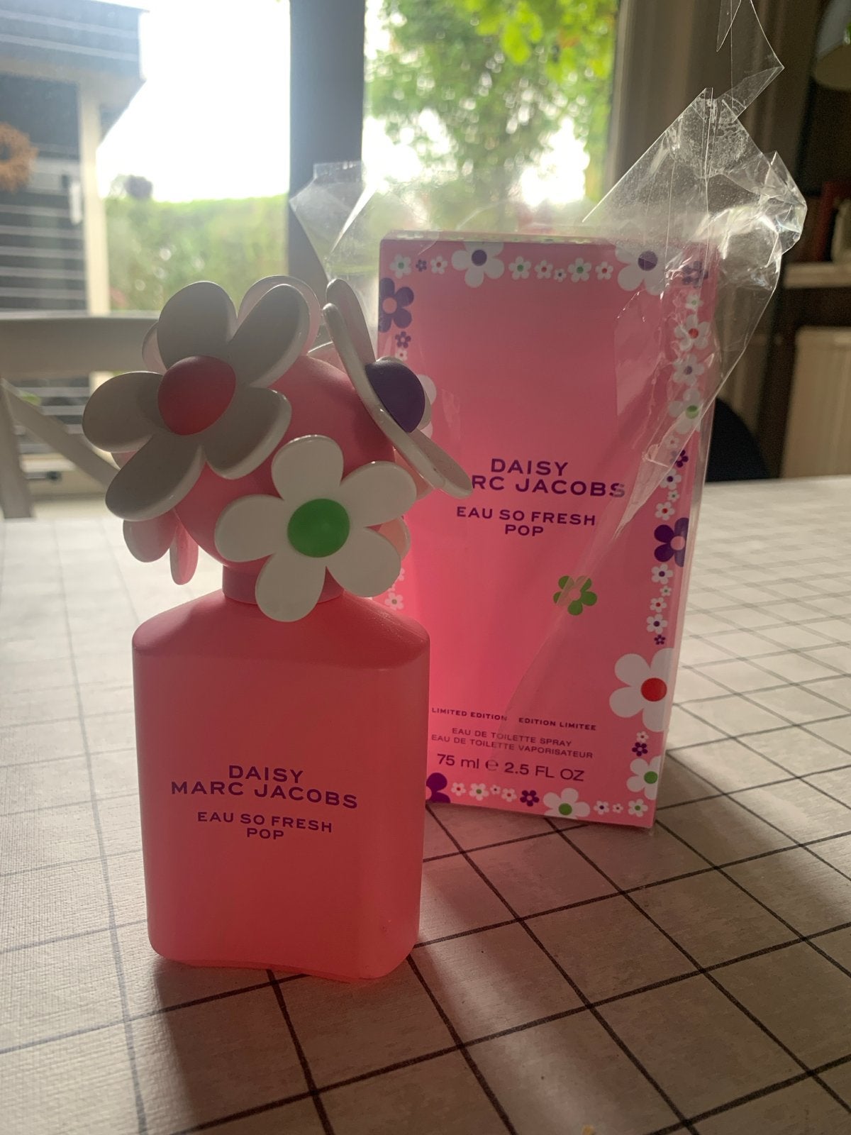 Marc Jacobs Daisy Eau So Fresh Pop Limited Edition 75ml, Ophalen of Verzenden, Gebruikt