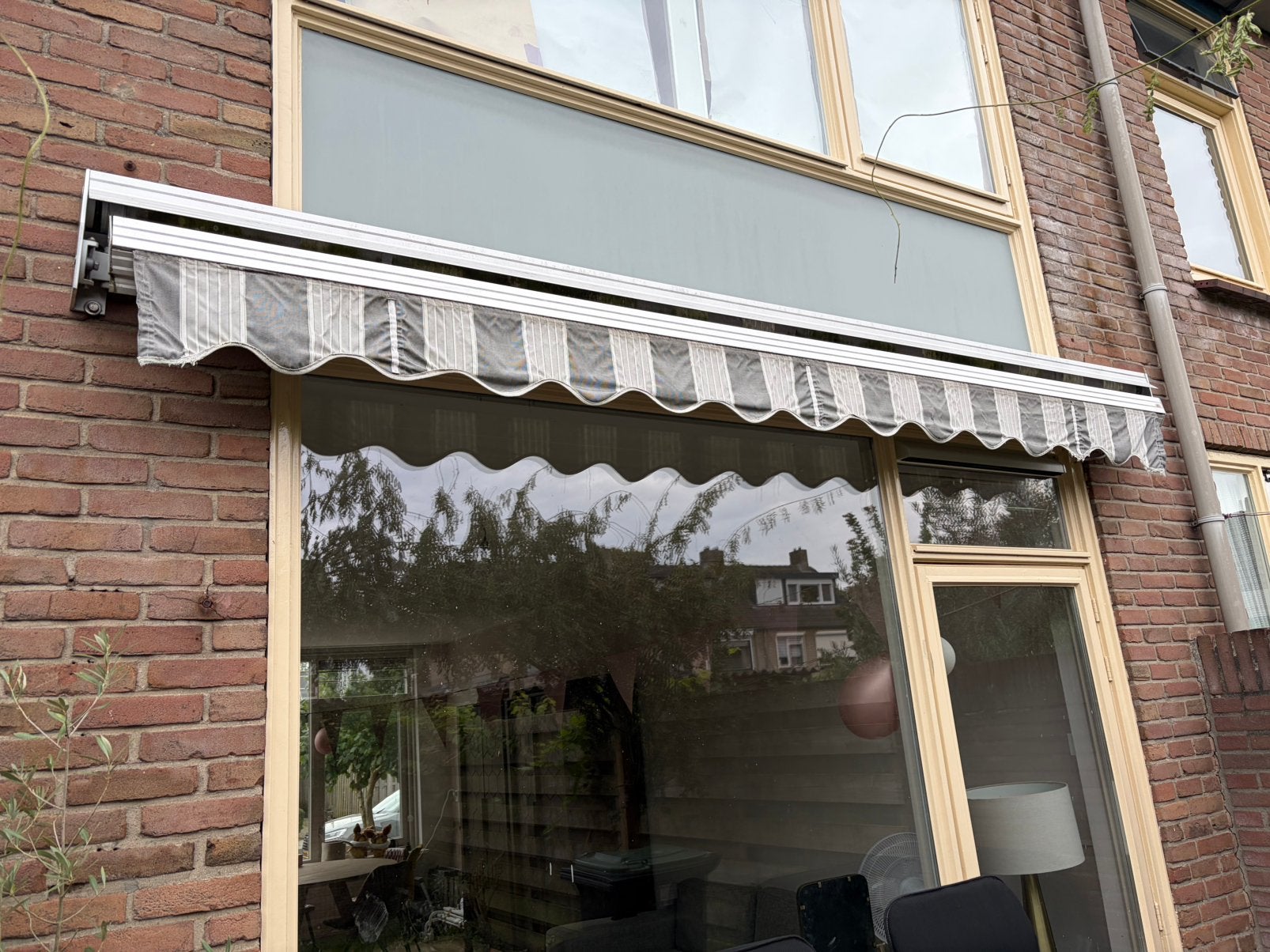 Elektrisch zonnescherm!, Tuin en Terras, Ophalen, Elektrisch, Zo goed als nieuw, 150 tot 300 cm
