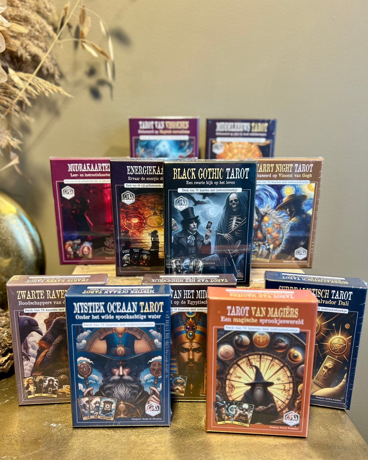 Markthandel rommelmarkten doos 22 decks tarot kaarten, Ophalen of Verzenden, Nieuw, Tarot of Kaarten leggen, Overige typen