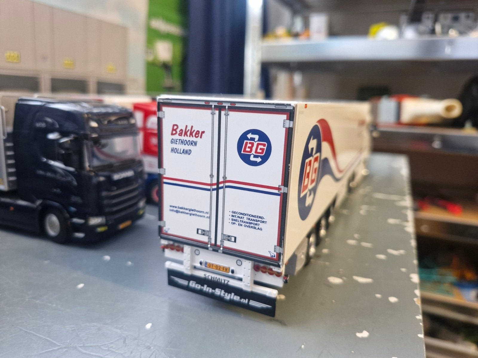 man met koeltrailer wsi BAKKER giethoorn, Hobby en Vrije tijd, Ophalen of Verzenden