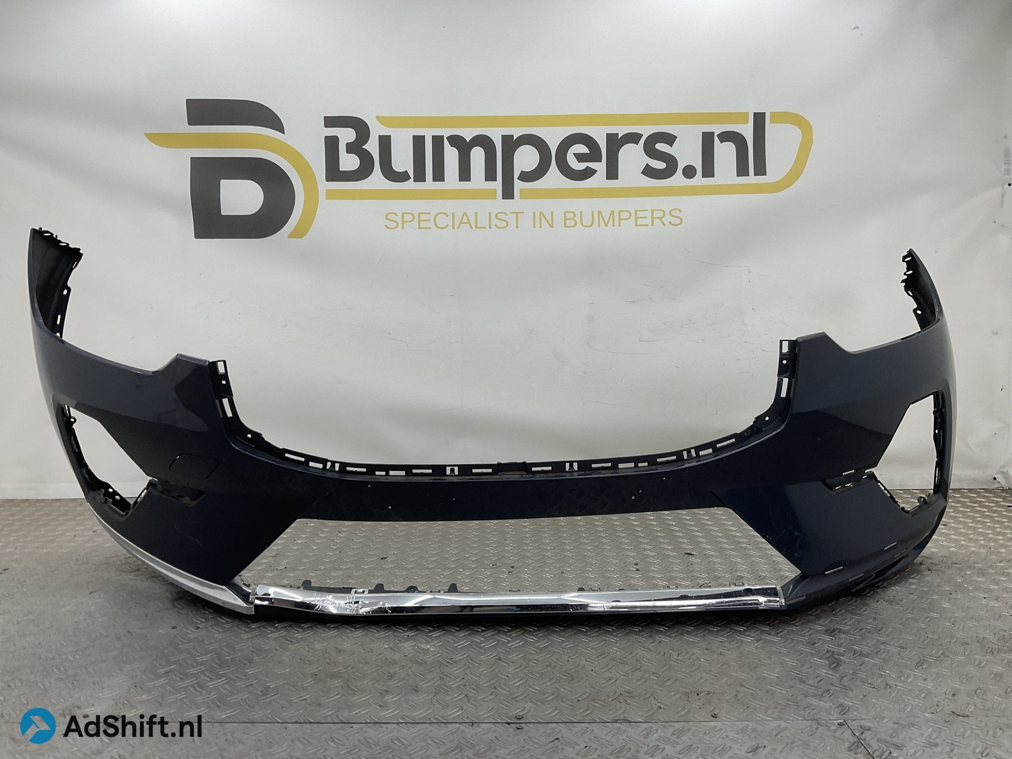 Bumper Volvo XC60 XC-60 2018 32234928 Voorbumper E5-20484, Bumper