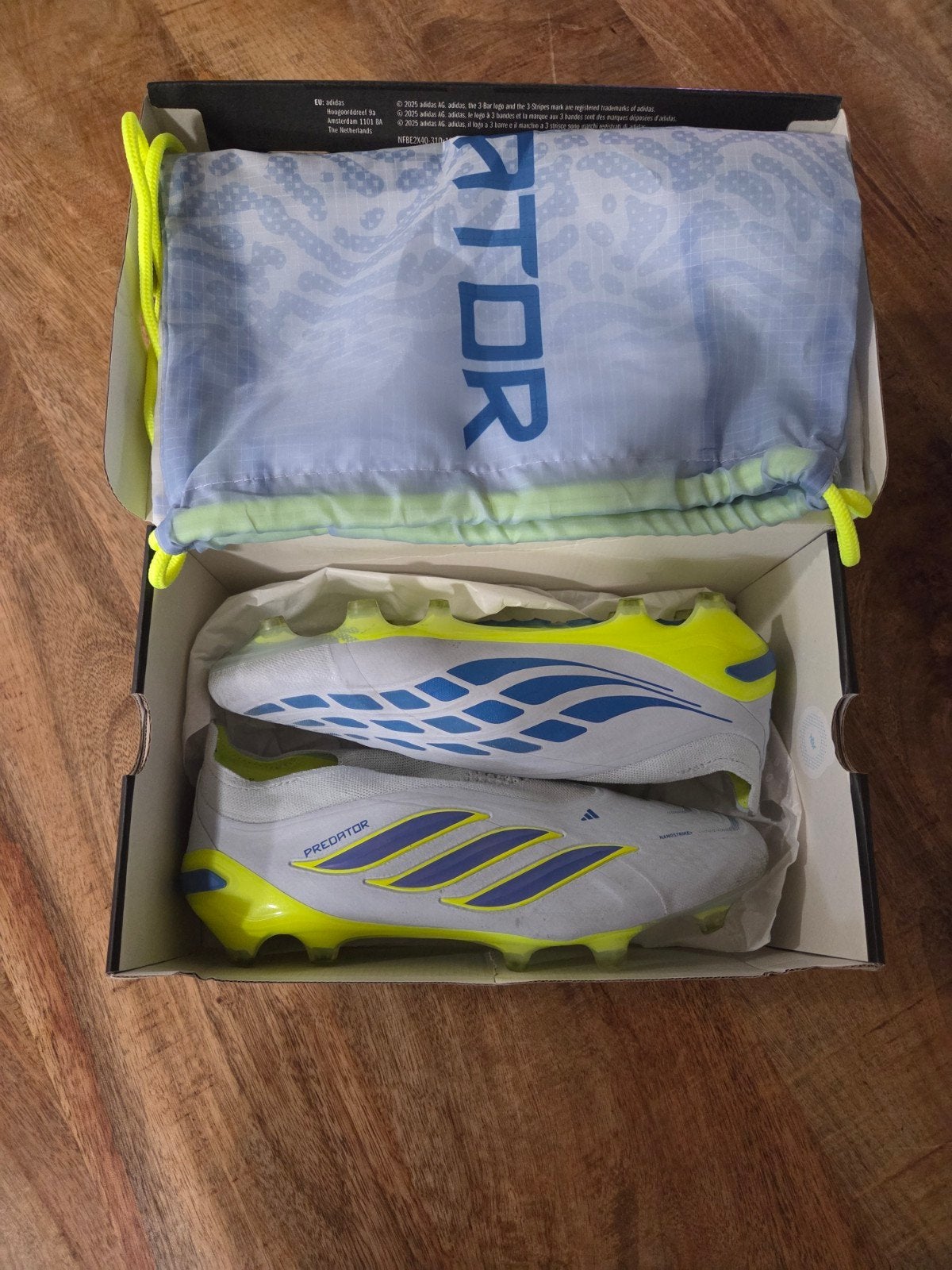 ADIDAS PREDATOR ELITE FG LACELESS 43 1/3, Maat XL, Schoenen, Ophalen of Verzenden, Zo goed als nieuw