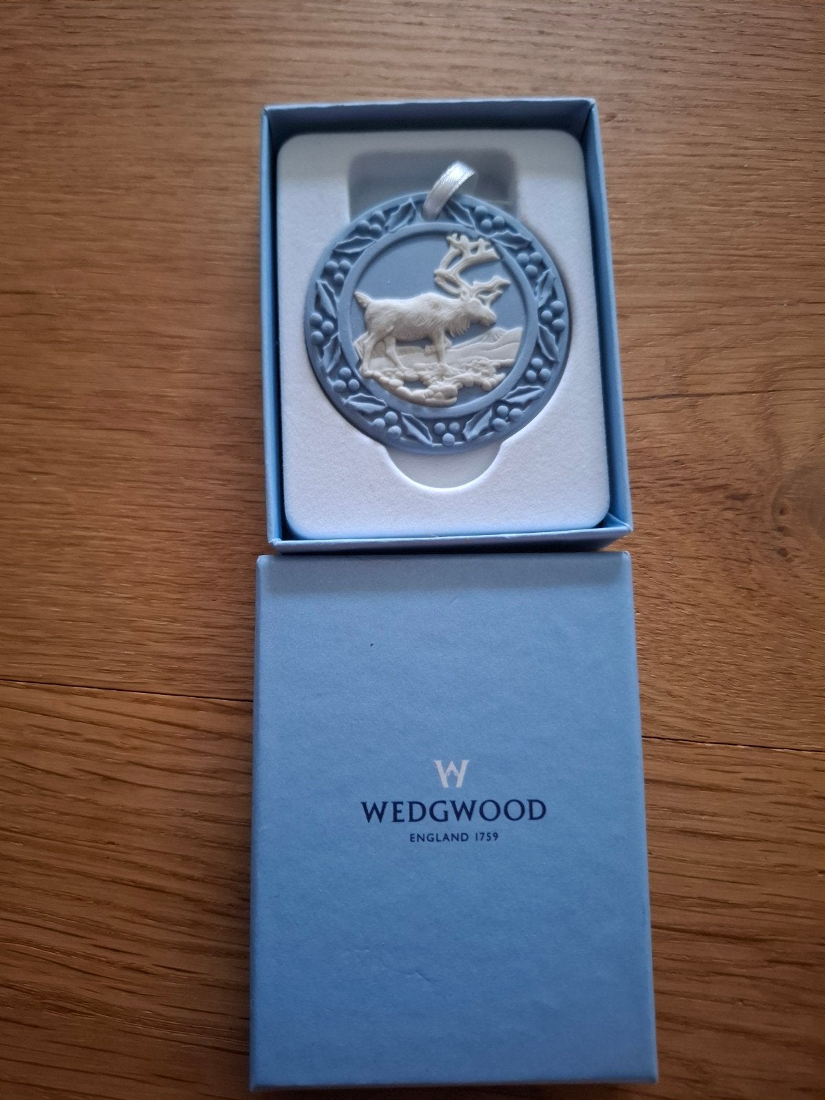 Wedgwood Jasperware Kerstornament Rendier, Ophalen of Verzenden, Zo goed als nieuw