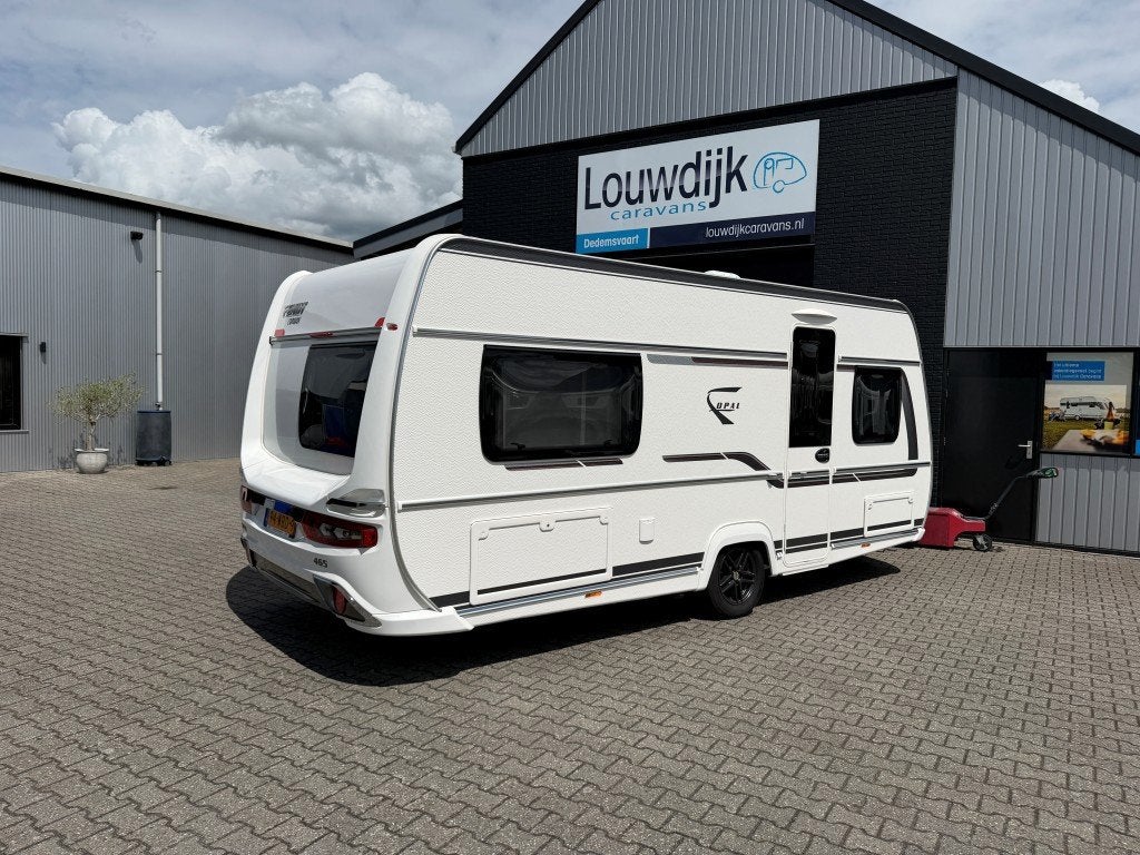 FENDT Opal 465 SFB ’21 (Mover, Fransbed), Caravans en Kamperen, Caravans, Rondzit, Vast bed, 7 tot 8 meter, Bedrijf