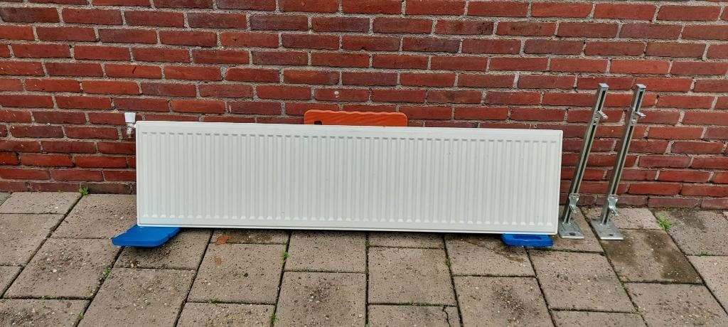Radiator, Doe-het-zelf en Verbouw, Verwarming en Radiatoren, Ophalen, 30 tot 80 cm, Gebruikt, Radiator
