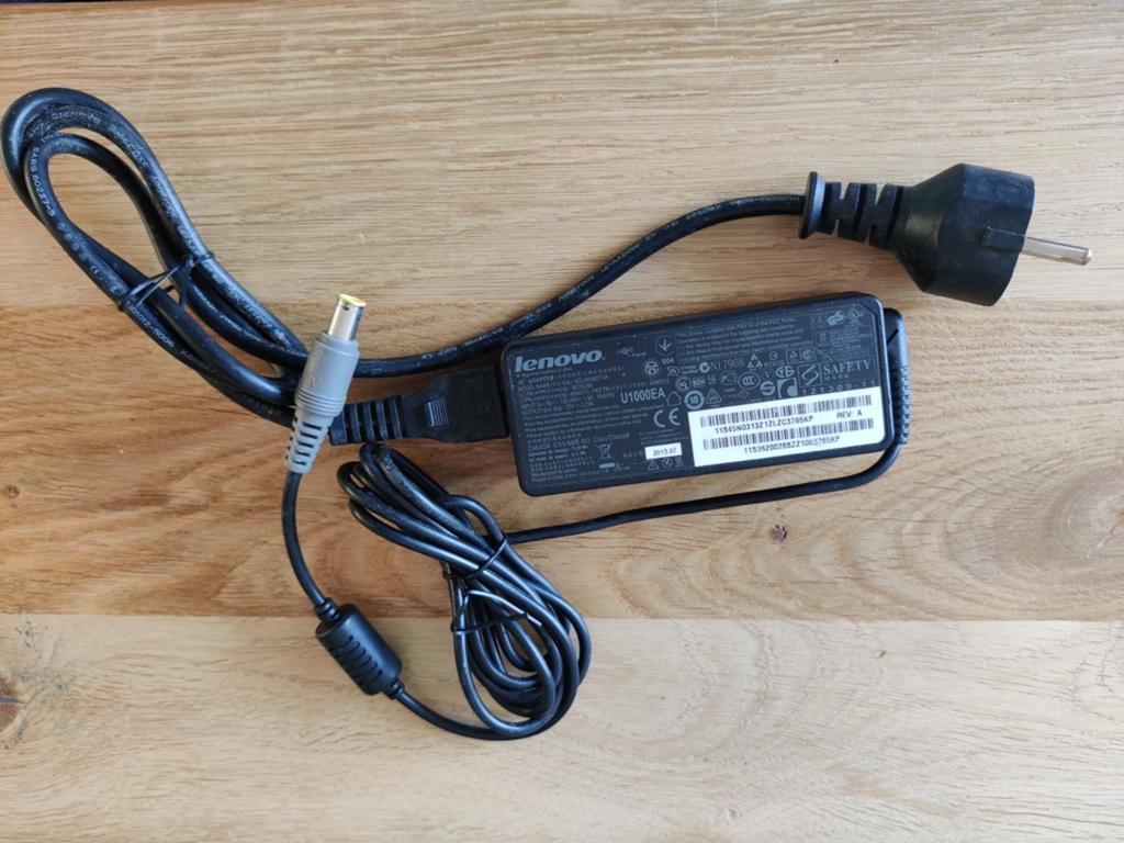 Lenovo Laptop Oplader - 20V 3.25A (ADLX65NDT3A), Computers en Software, Laptop-opladers, Ophalen of Verzenden, Zo goed als nieuw